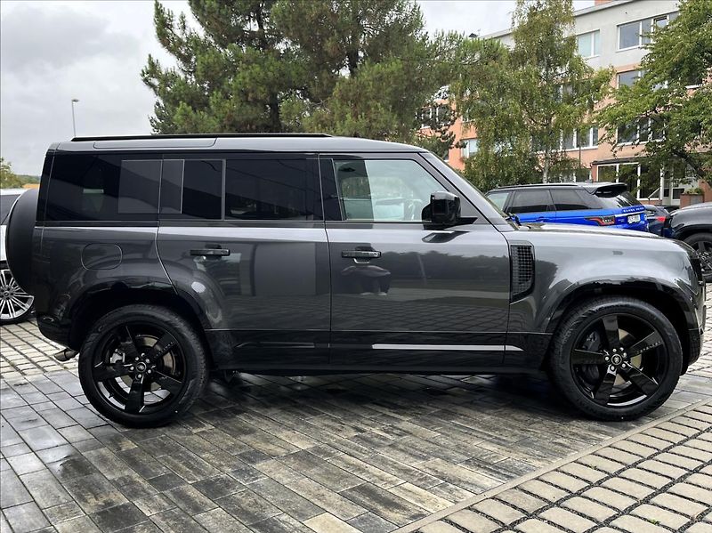 Land Rover Defender (2026) 110 V8 P425 X-DYNAMIC HSE - fotka 10 z 35