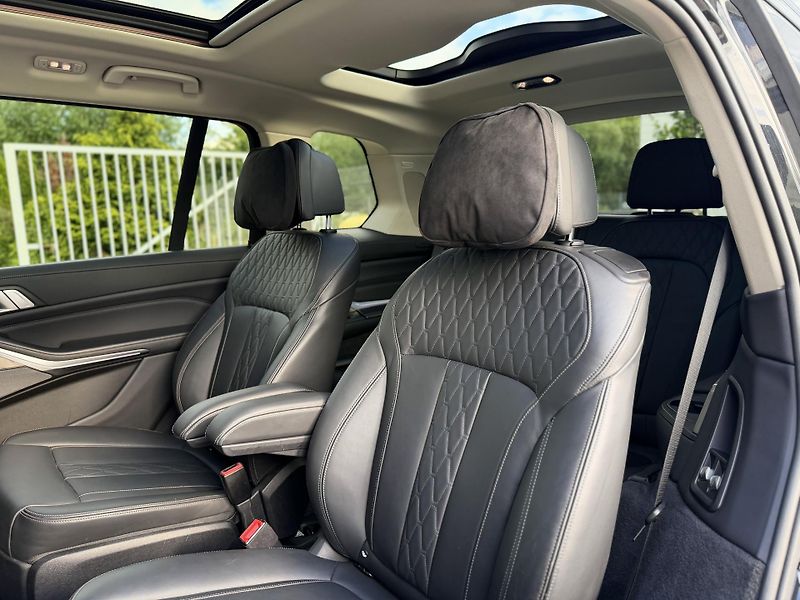 BMW X7 (2019) - fotka 21 z 25
