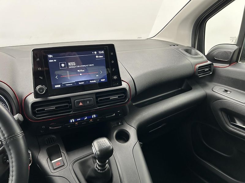 Opel Combo 1.5 CDTI Smile 7 Míst - fotka 20 z 29