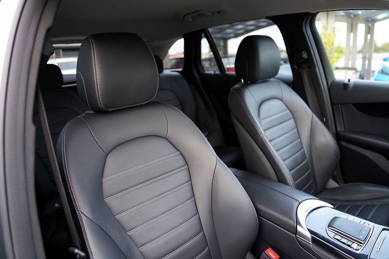 Mercedes-Benz GLC 220d 4Matic/facelift - fotka 29 z 42