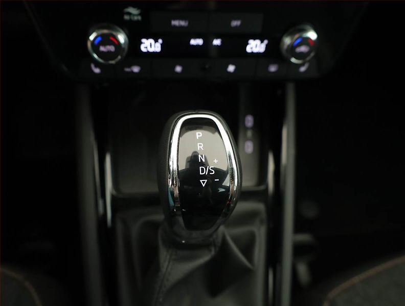 Škoda Scala (2025) Top Selection 1.0 TSI - fotka 16 z 21