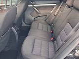 Škoda Octavia (2012) 2.0 TDi, ČR, AC, park.čidla - náhled 10