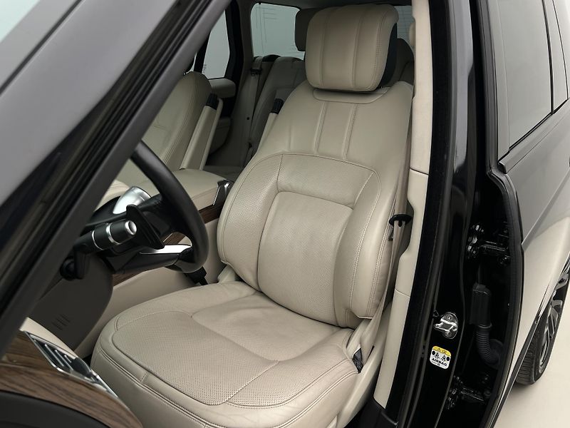 Land Rover Range Rover 4.4 SDV8 VOGUE AUT CZ - fotka 18 z 52