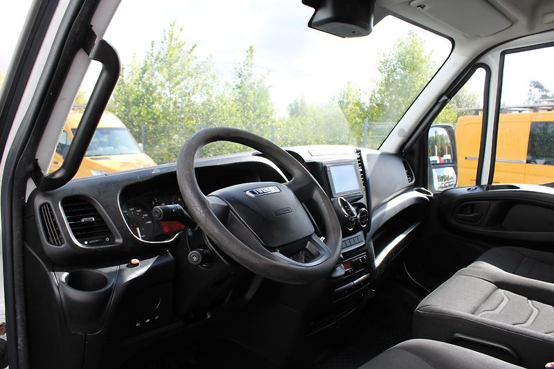 Iveco Daily 72C170 3,0 Hi-Matic Skříň+čelo - fotka 8 z 20