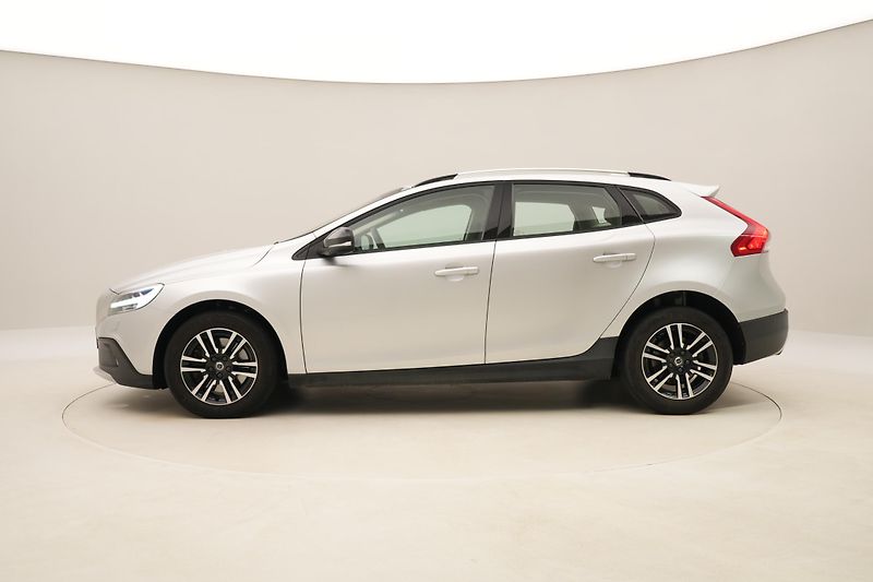 Volvo V40 CC D3 MOMENTUM AUT  - fotka 8 z 43