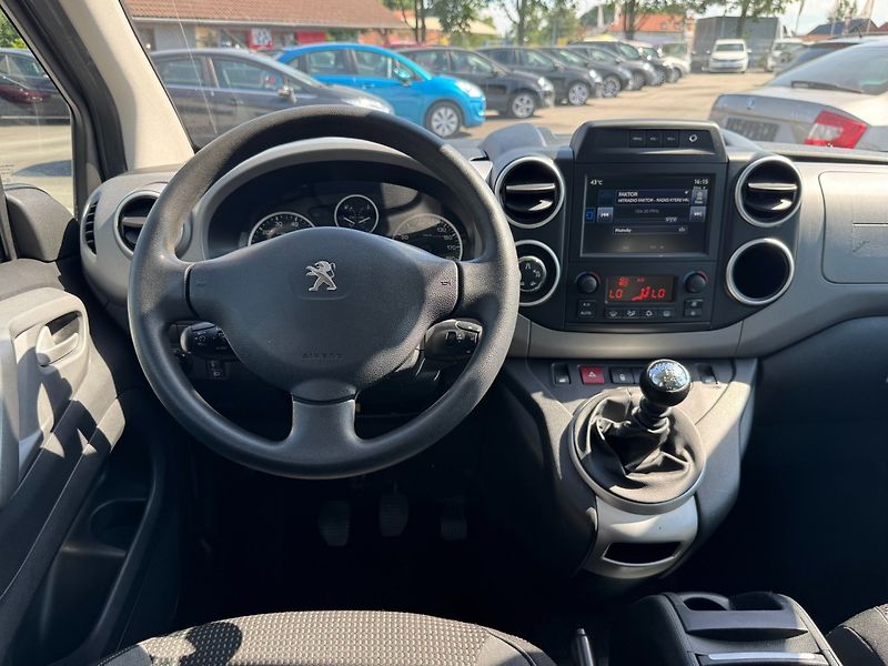 Peugeot Partner Tepee (2018) Outdoor 1.6 HDi 88kW - fotka 17 z 34