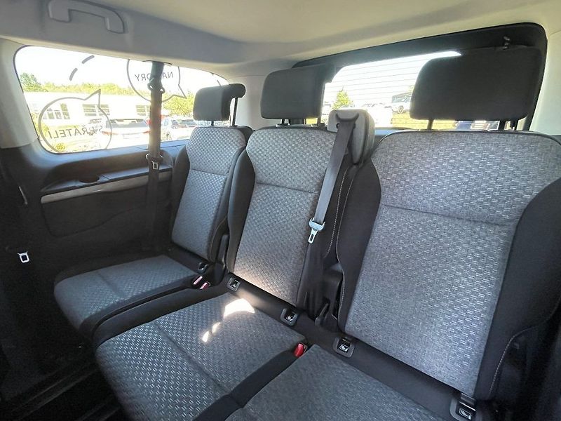 Toyota ProAce Verso 8 AT AE Family 8S - fotka 9 z 26