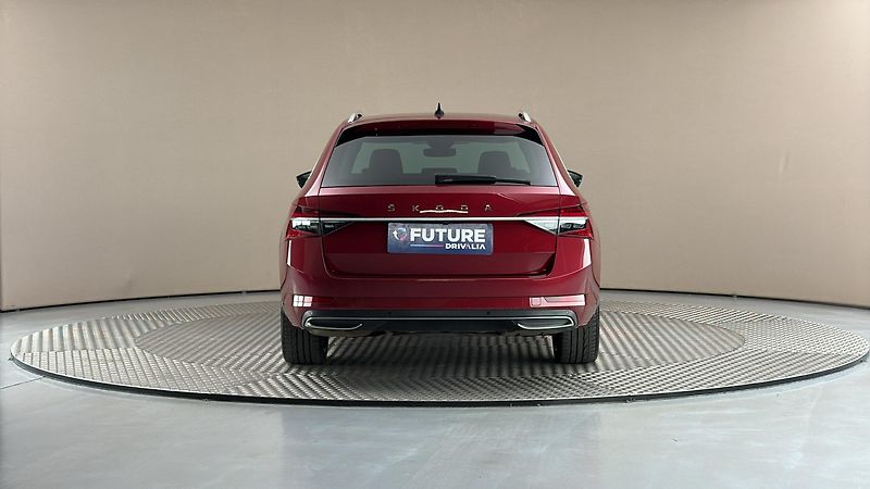 Škoda Superb 2.0 TDI DSG L&K Combi - fotka 5 z 35
