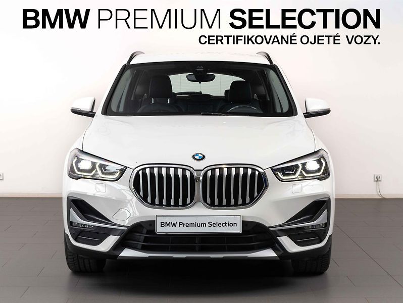 BMW X1 sDrive18i - fotka 2 z 22