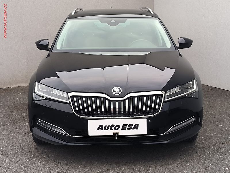 Škoda Superb (2019) 1.5 TSi, Style, DSG, +ALU - fotka 2 z 33