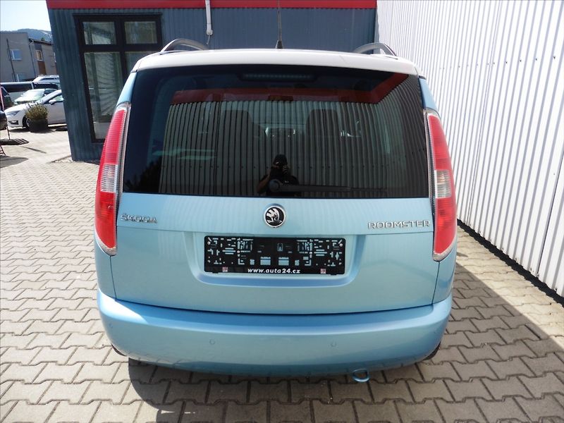 Škoda Roomster 1,2 TSi Style 77 kW - fotka 8 z 14
