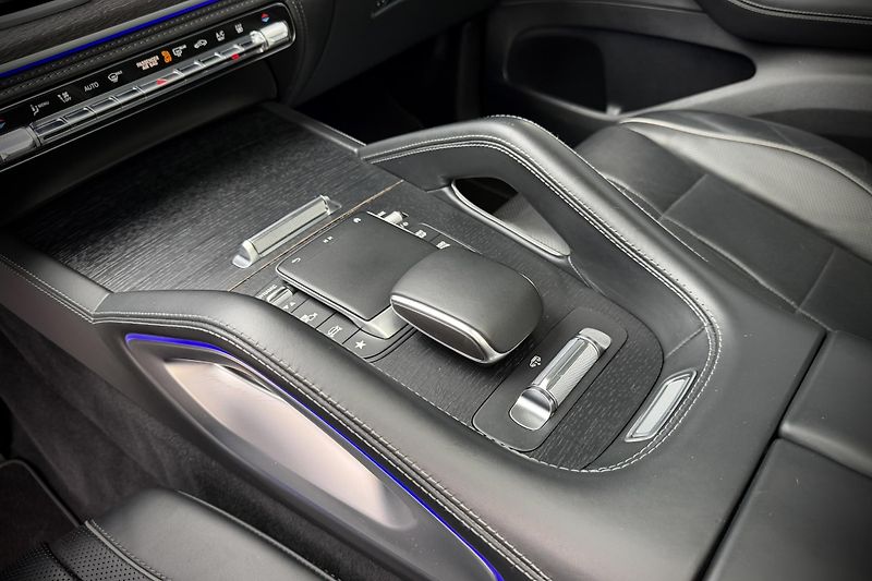 Mercedes-Benz GLS (2022) GLS 400d 4Matic AMG Line - fotka 23 z 51