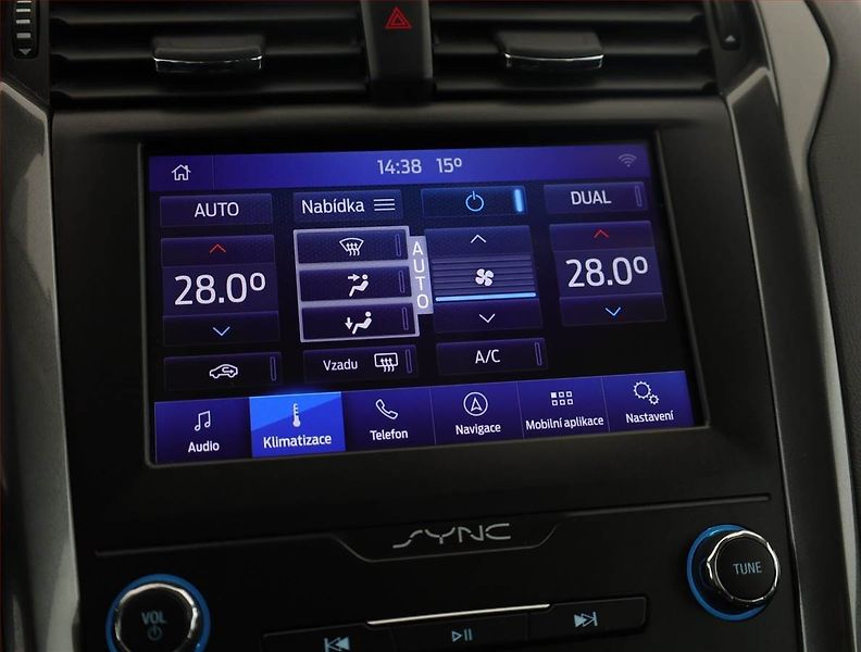 Ford Mondeo (2020) 2.0 EcoBlue, 4X4, Automat - fotka 15 z 19