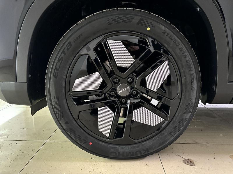 Omoda 5 (2026) Premium 1.6 tGDI 108kW - fotka 13 z 49