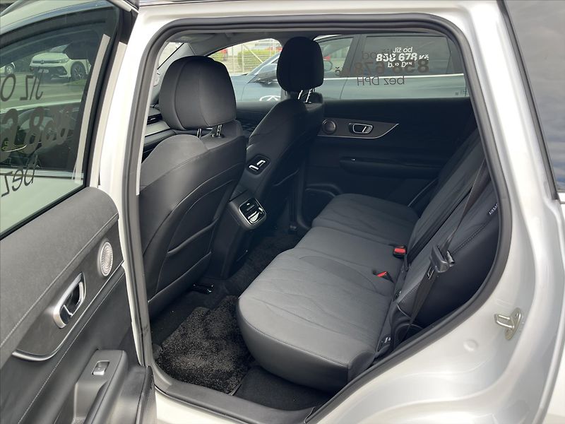 Chery Tiggo 8 PHEV (2025) 1,5   Unique - fotka 10 z 11