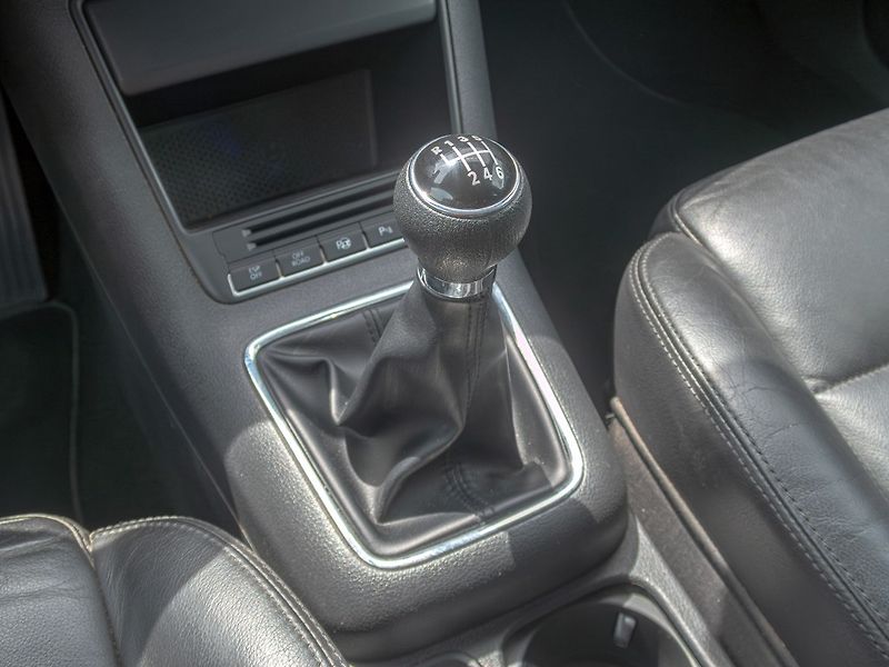 Volkswagen Tiguan (2009) ČR 2.0TDI 125KW – TAŽNÝ - fotka 27 z 50
