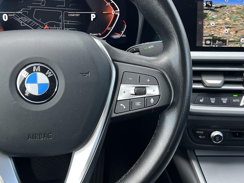 BMW Řada 3 318i A/T Model Advantage - fotka 13 z 26