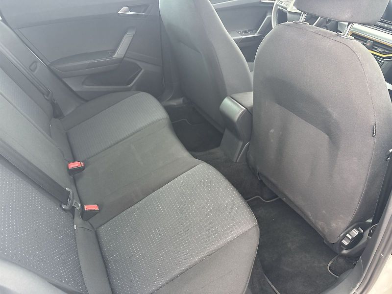 Seat Arona (2022) 1.0 TSI Style - fotka 10 z 27