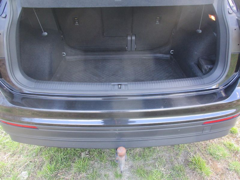 Volkswagen Tiguan 2.0TDi 110kW*TZ*PANORAMA*6MAN - fotka 33 z 43