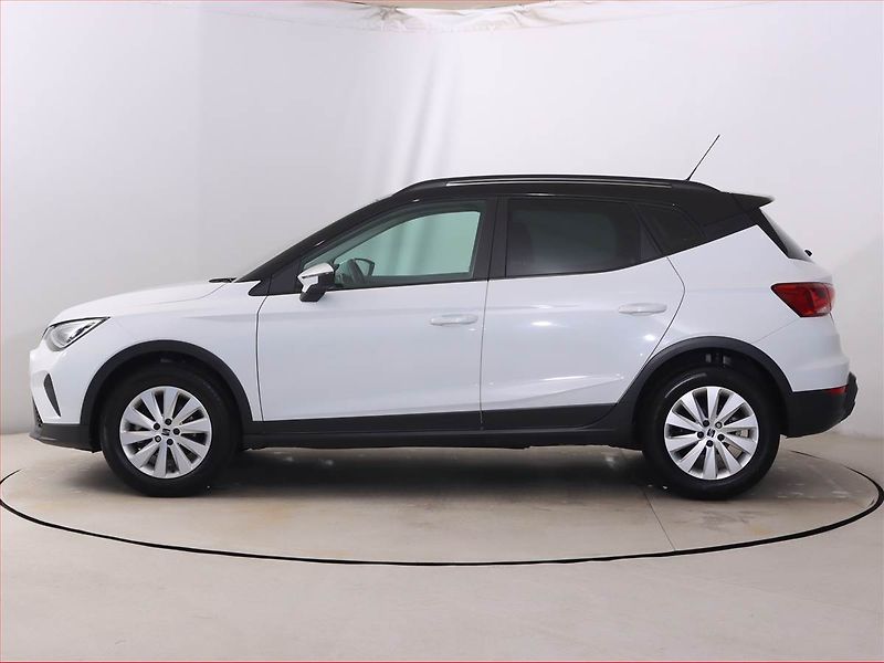 Seat Arona (2022) Xperience 1.0 TSI, Automat - fotka 3 z 21