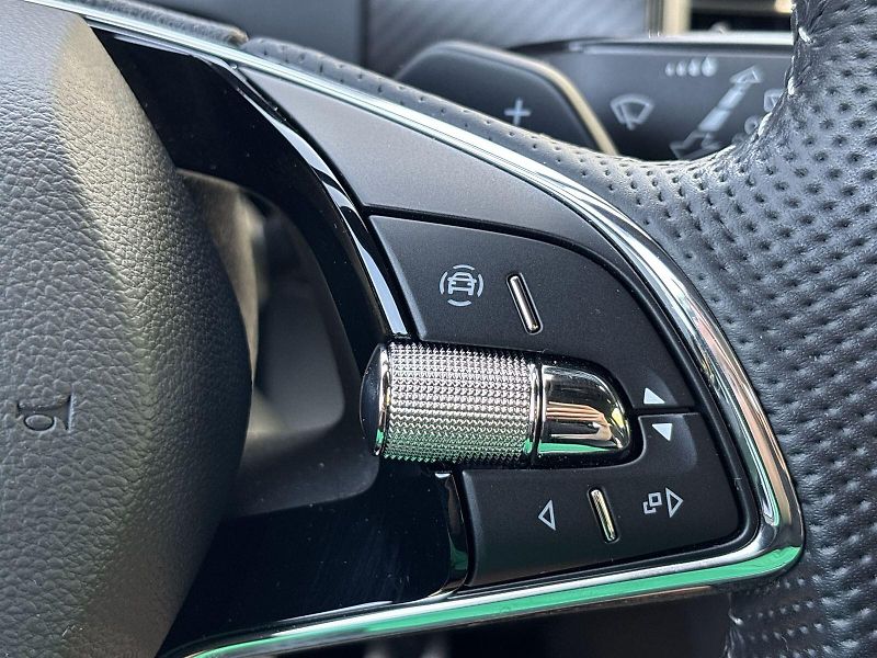 Škoda Kodiaq (2023) 2.0 TDI 4x4 DSG Sportline + - fotka 21 z 33