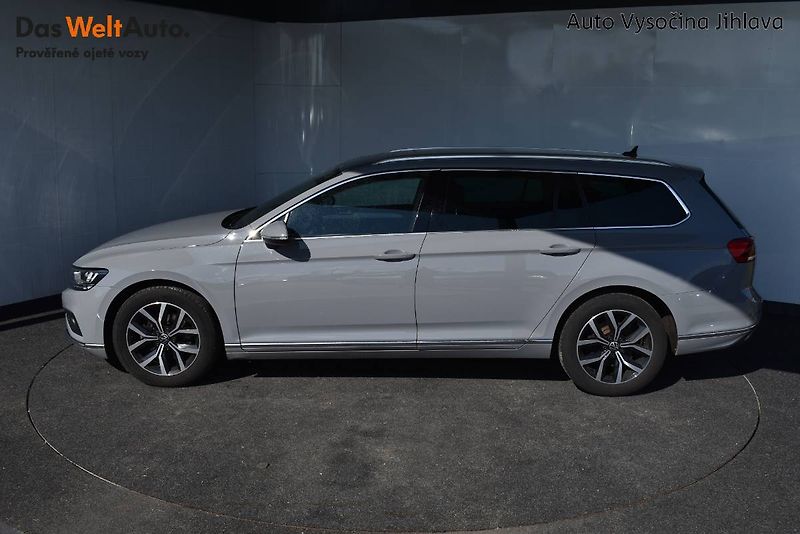 Volkswagen Passat Variant (2023) 2.0TDI 110kW DSG, LED,CZ - fotka 3 z 23