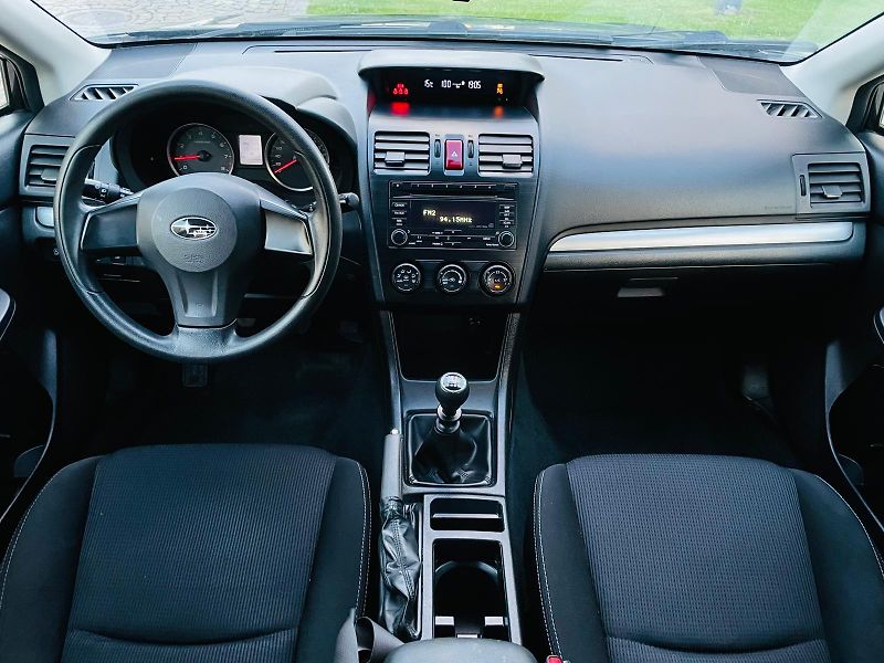 Subaru XV 2.0i 4x4 110KW MANUÁL SERVISKA - fotka 28 z 45