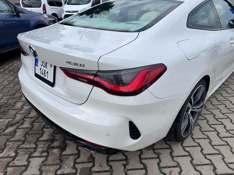 BMW Řada 4 (2020) 430i 2,0i 190 KW G22 KUPÉ - fotka 14 z 50