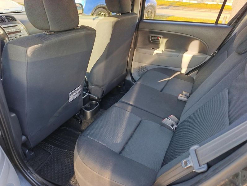 Subaru Justy 1.0i - fotka 5 z 12