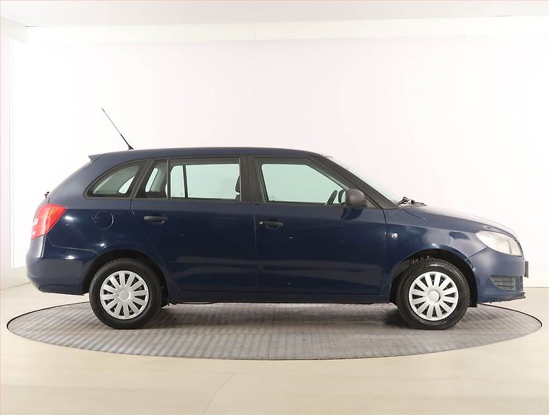 Škoda Fabia (2014) 1.2 12V, nová STK, rezervace - fotka 6 z 13
