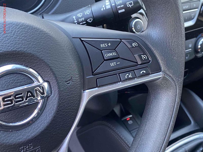 Nissan Qashqai (2017) 1.5dCi, Visia, TZ - fotka 13 z 15