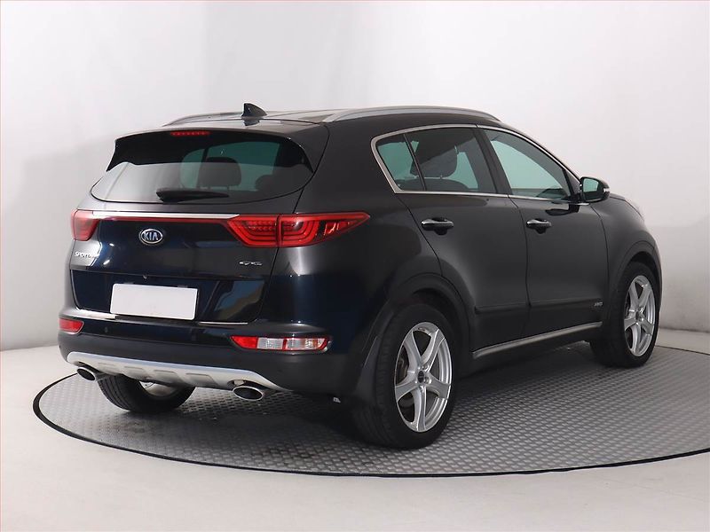 Kia Sportage (2017) GT Line 2.0 CRDi, 4X4 - fotka 5 z 19