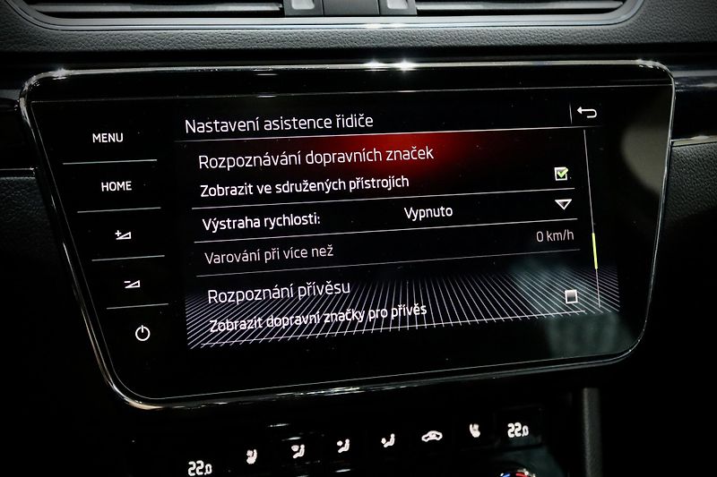 Škoda Superb 3 FL 2.0 TSI 140 kW DSG L&K  - fotka 37 z 52
