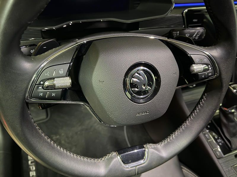 Škoda Superb (2023) - fotka 13 z 17