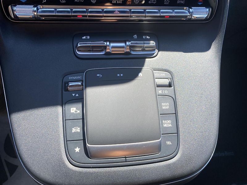 Mercedes-Benz Třídy V V 250d AVANTGARDE XL 4M - fotka 27 z 28