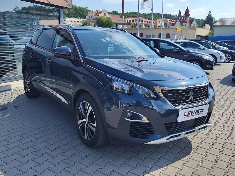Peugeot 5008 1.5 HDI/96kW Allure - fotka 3 z 36
