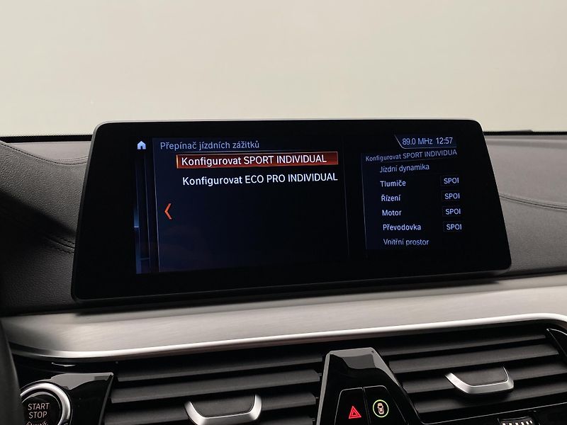 BMW Řada 6 640i GT Luxury Line REZERVACE - fotka 57 z 71