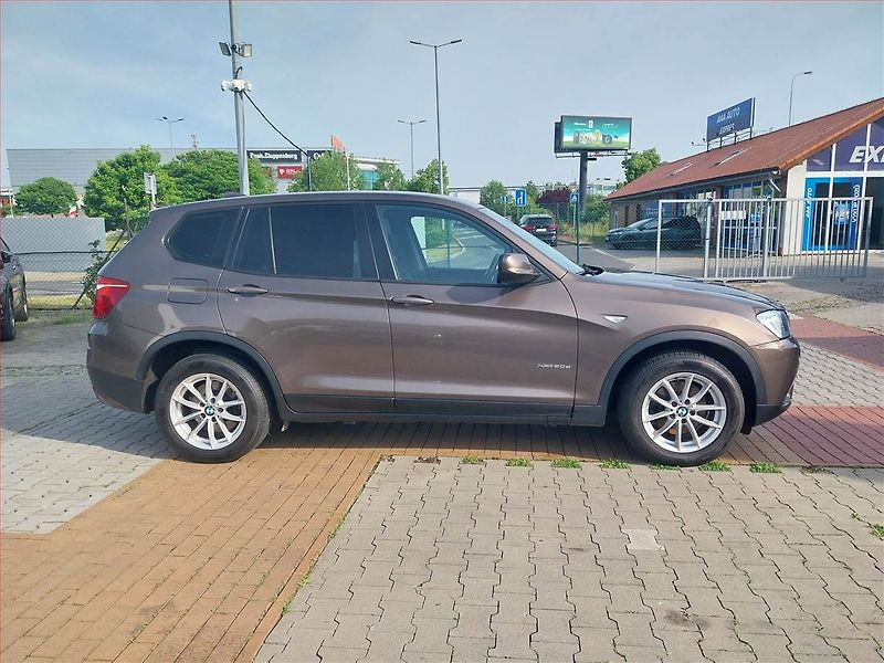 BMW X3 (2013) xDrive20d, 4X4, Automat, Kůže - fotka 6 z 20