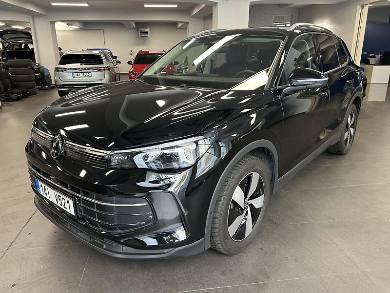 Volkswagen Tiguan (2025) 2.0TDi DSG Matrix REZERVACE - fotka 2 z 51