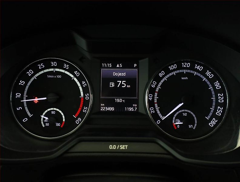 Škoda Octavia (2015) RS 2.0 TDI, Automat, Kůže - fotka 9 z 20