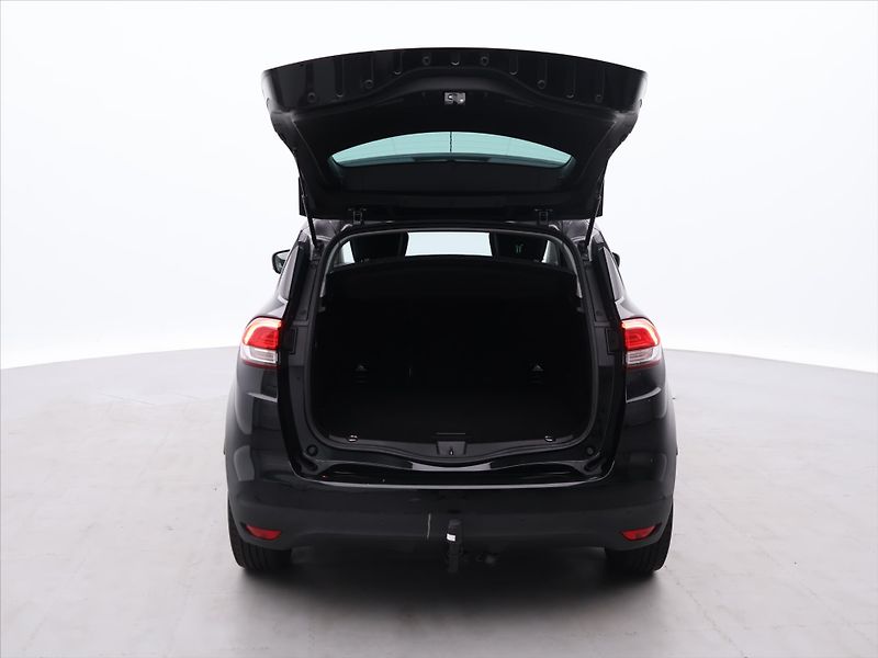 Renault Scénic 1,6 dCi 118kW Aut. Bose LED - fotka 9 z 25