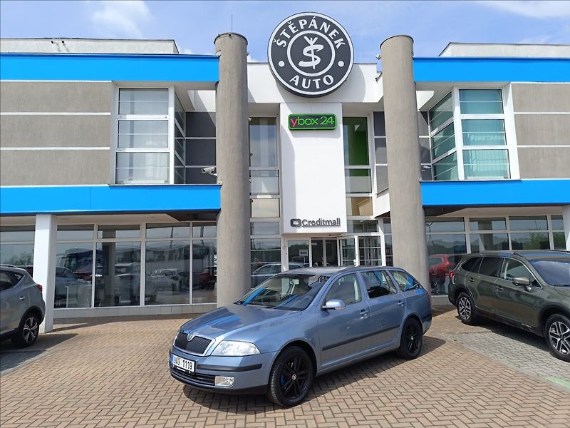 Škoda Octavia 2,0 TDi DSG automat Ambiente - fotografie inzerátu