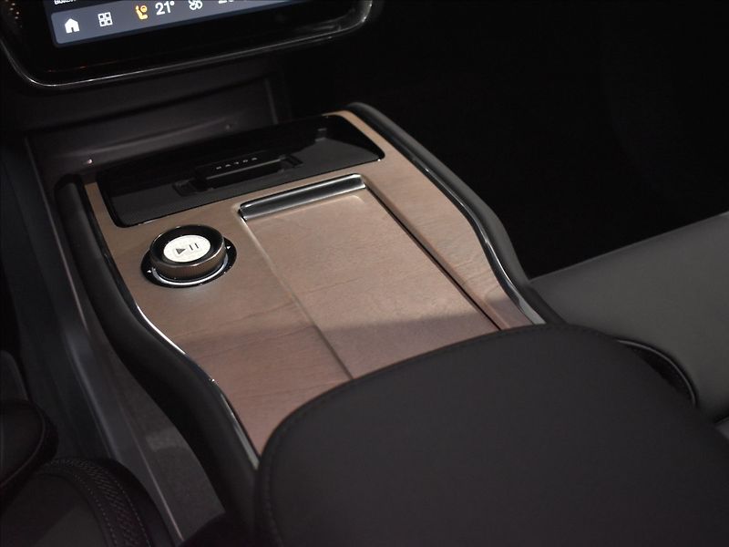 Volvo EX90 TWIN PREFORMANCE Ultra - fotka 17 z 36