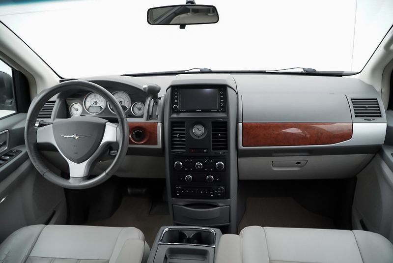 Chrysler Town & Country 3.8L V6 LPG - fotka 14 z 30