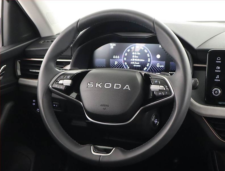 Škoda Scala (2025) Top Selection 1.0 TSI - fotka 18 z 24