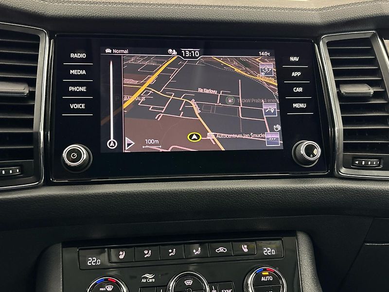 Škoda Kodiaq Laurin & Klement 4x4 DSG - fotka 26 z 31
