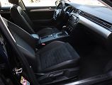 Volkswagen Passat (2018) 2.0 TDI, 4X4, Automat, Kůže - náhled 9