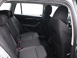 Škoda Octavia 2.0 TDI Aut.klima Ambition DPH - náhled 12