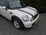 Mini One 1.6i. KLIMA,110TKm!!! - náhled 11