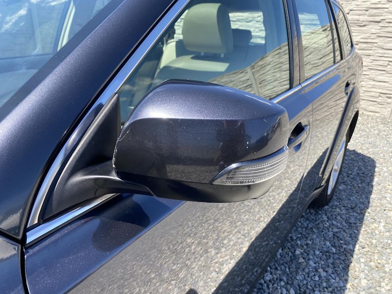 Subaru Outback 2.5i 170PS 4x4 BIFUEL PAN NAVI - fotka 21 z 157